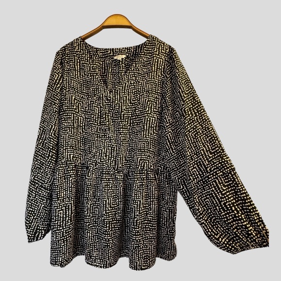 Reitmans Women’s Top XL Black White Polka Dots Tunic Length Long Sleeves - Picture 3 of 9